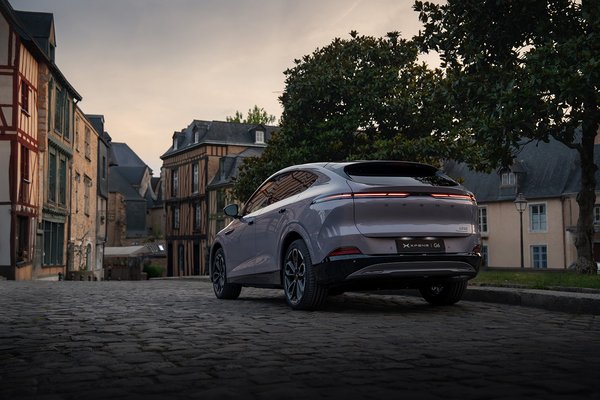 Der neue XPENG G6 Heckansicht