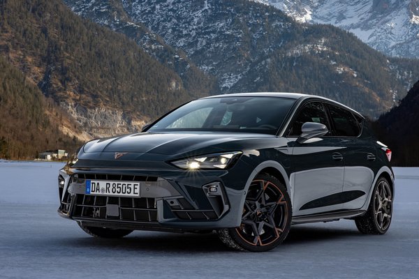 CUPRA Leon e-HYBRID CUPRA Leon e-HYBRID