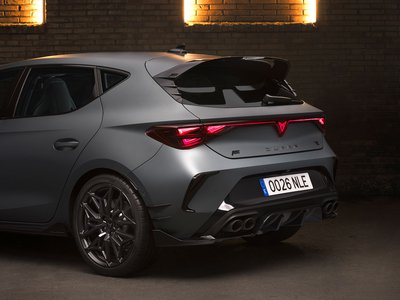 CUSTOM CUPRA