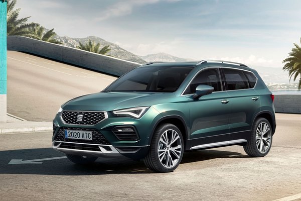 SEAT Ateca blau/grün