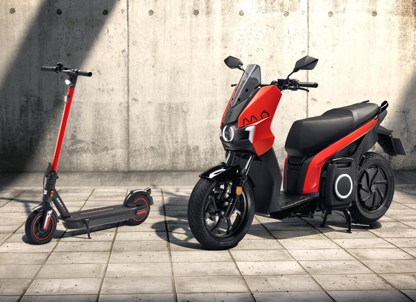 SEAT MÓ eKickscoter 65 und SEAT MÓ eScooter 125 SEAT MÓ eKickscoter 65 und SEAT MÓ eScooter 125