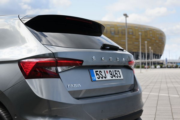 ŠKODA Fabia silber